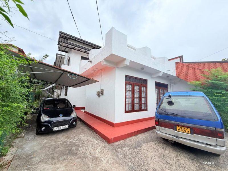 House for sale in Battaramulla