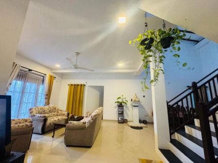 Living Room - (RH612) Two Storey House for Sale in Bandaragama