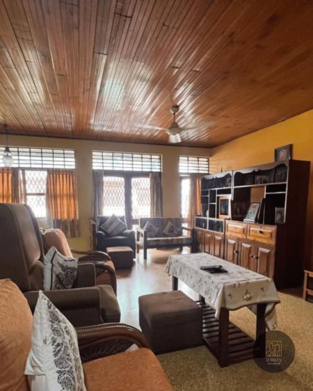 Living Room - Property for sale in Colombo 8 