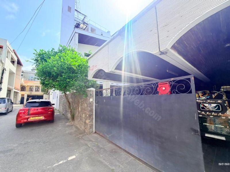 Bare Land for sale in Colombo 7