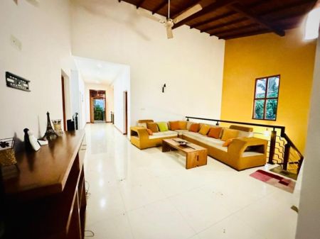 Living Room - (SH821) Super Luxury Two Storey House for Sale in Battaramulla