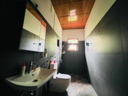 Bathroom - (AH303) Two Storey House for Sale in Pannipitiya