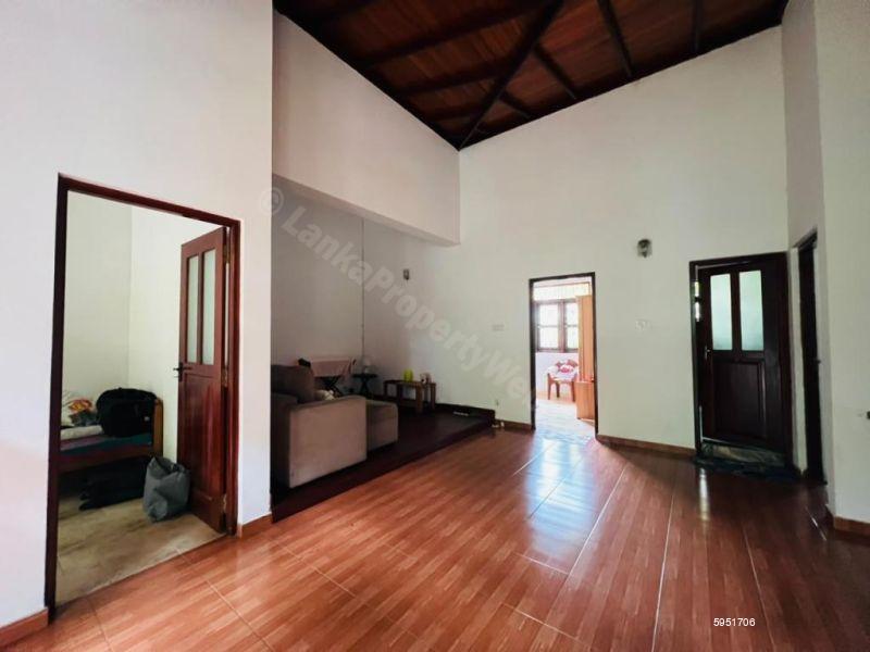 House for sale in Pannipitiya
