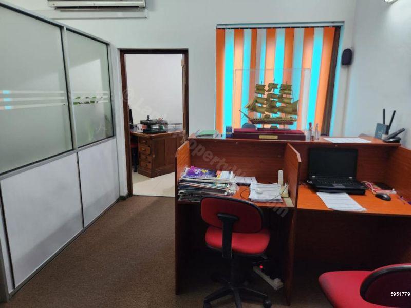 Commercial for sale in Colombo 4