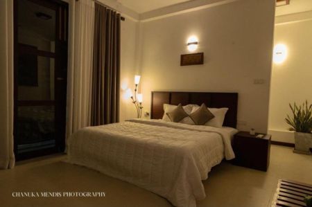 Bedroom - Fully Furnished 4 BR House for rent in Thalawathugoda 