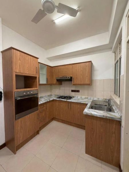 Kitchen - St.Michael's - 03 Bedroom Unfurnished Apartment for Sale in Colombo 03 (A6665)