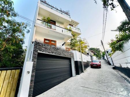 Exterior - (SH1382) Furnished Super Luxury House for sale in Battaramulla