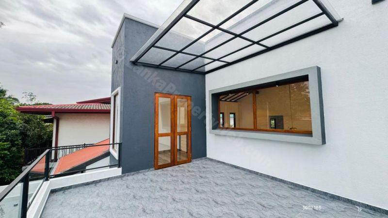 House for sale in Piliyandala
