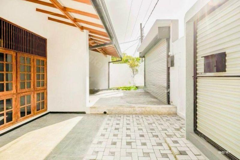 House for sale in Nugegoda