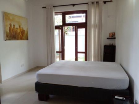 Bedroom - A Luxury 03 Bedroomed Spacious Double Storey High Ceiling House In A Residential Area In Ethulkotte For Lease  | LH03719