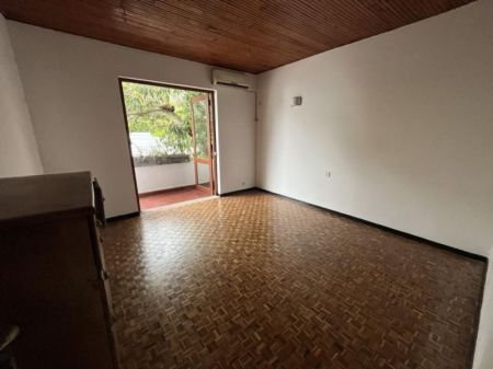 Bedroom - 4 Bedroom Upstair Unit for Rent Colombo 07