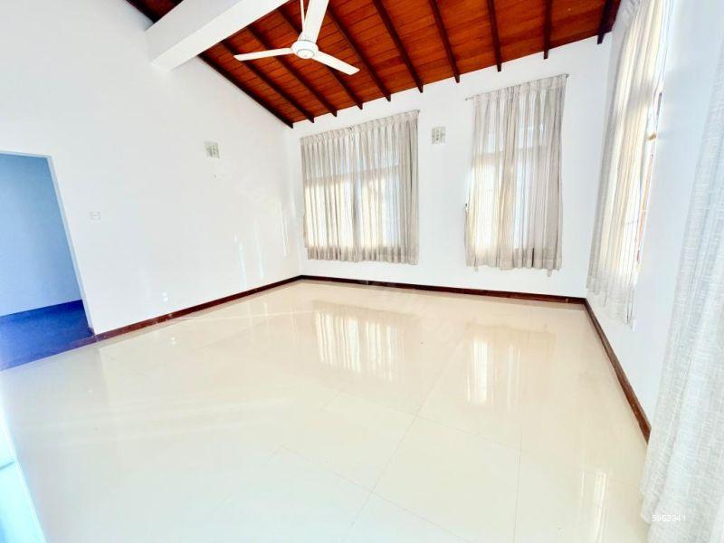 House for sale in Battaramulla