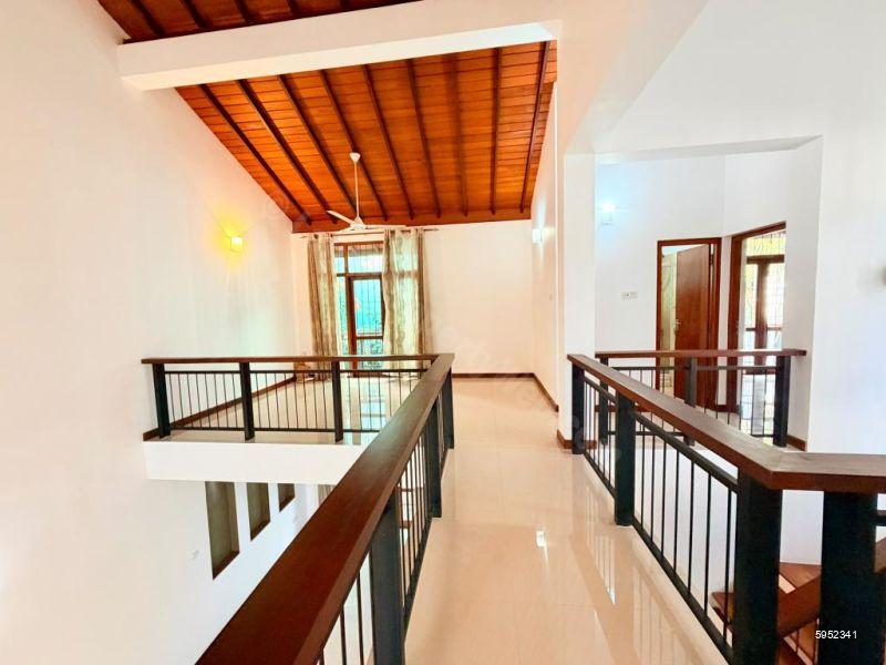 House for sale in Battaramulla