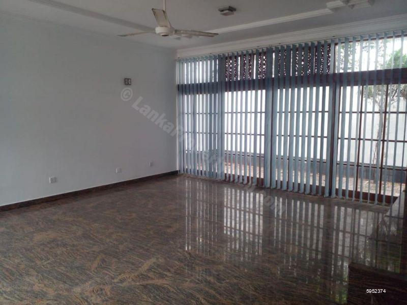 House for rent in Colombo 8