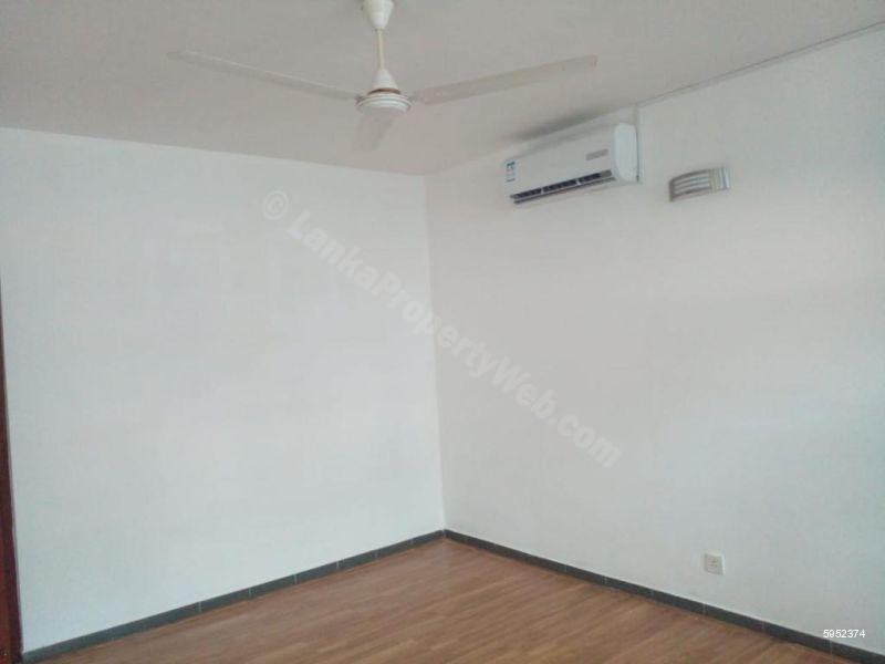 House for rent in Colombo 8
