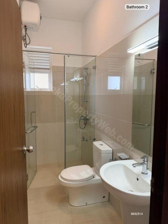 Bathroom - Apartment for rent in Rajagiriya