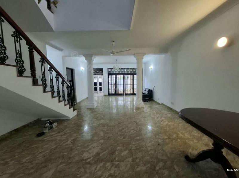Commercial for rent in Colombo 8