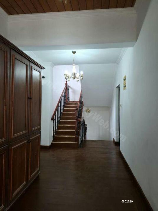 Commercial for rent in Colombo 8