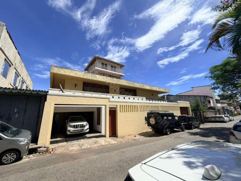 Commercial for rent in Colombo 3