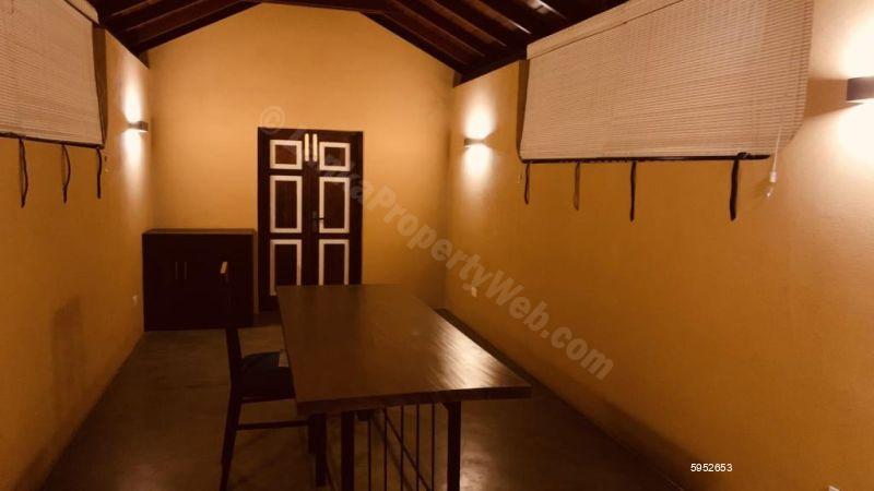 House for rent in Thalawathugoda