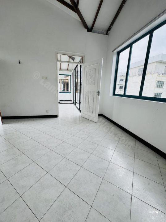 House for sale in Mount Lavinia