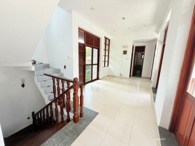 House for rent in Thalawathugoda
