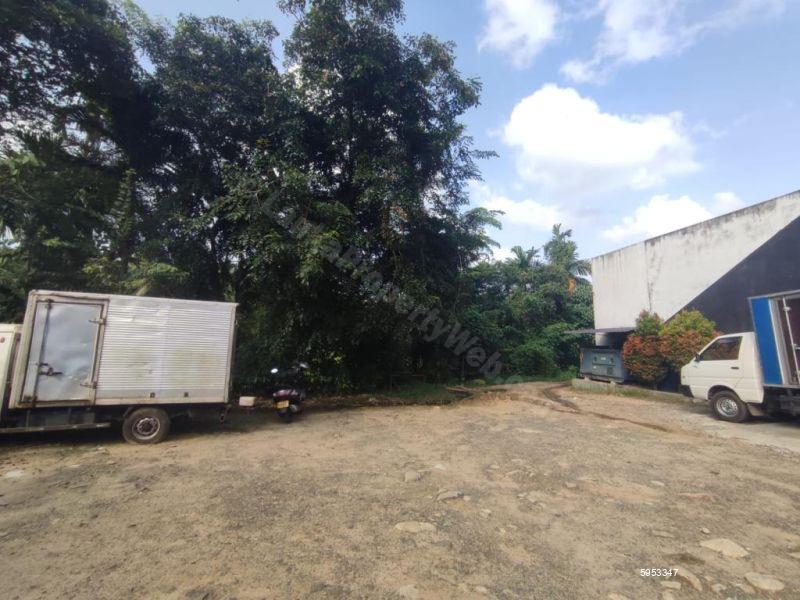 Commercial for sale in Horana