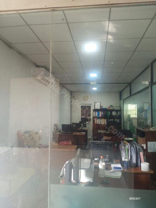 Commercial for sale in Horana