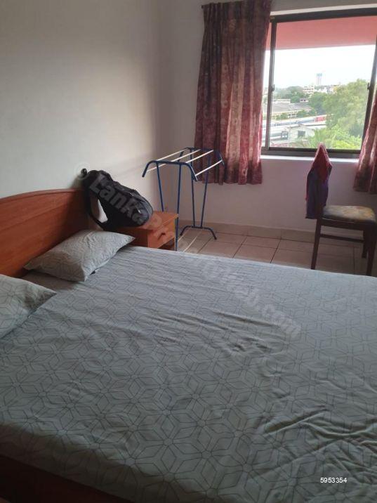 Bedroom - Apartment for sale in Colombo 9
