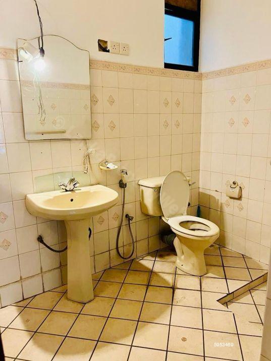 Bathroom - House for sale in Ethul Kotte