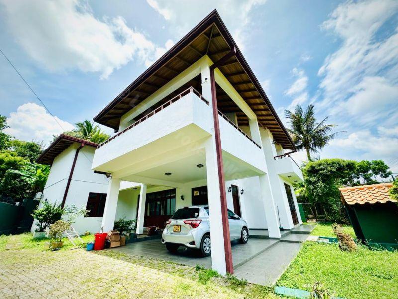 Exterior - House for sale in Ethul Kotte