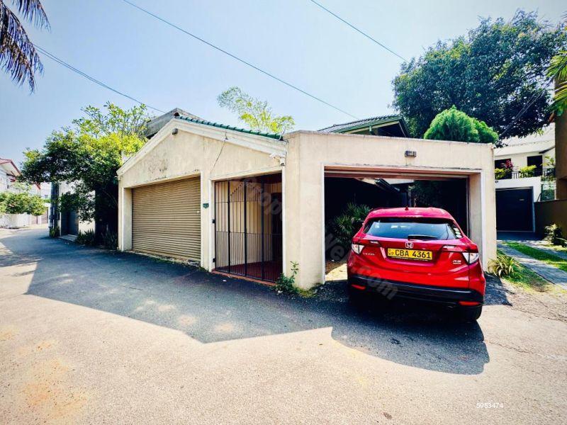 Exterior - House for sale in Ethul Kotte