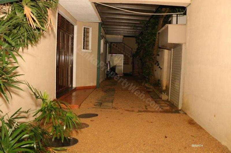 Exterior - House for sale in Ethul Kotte
