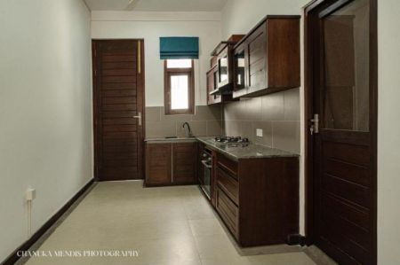Kitchen - Beautiful 4 BR House for rent in Thalawathugoda 