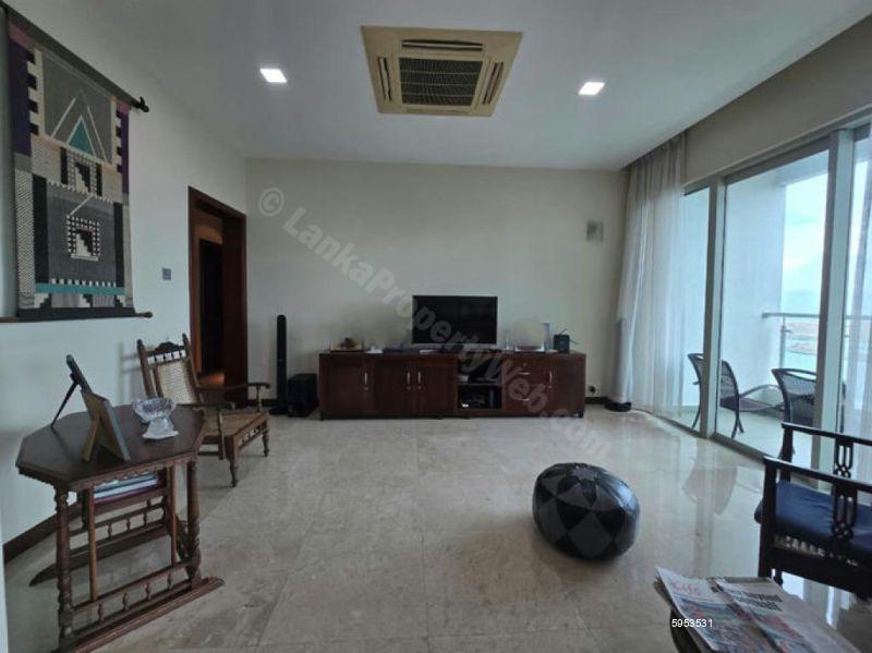 Living Room - Apartment for sale in Colombo 3