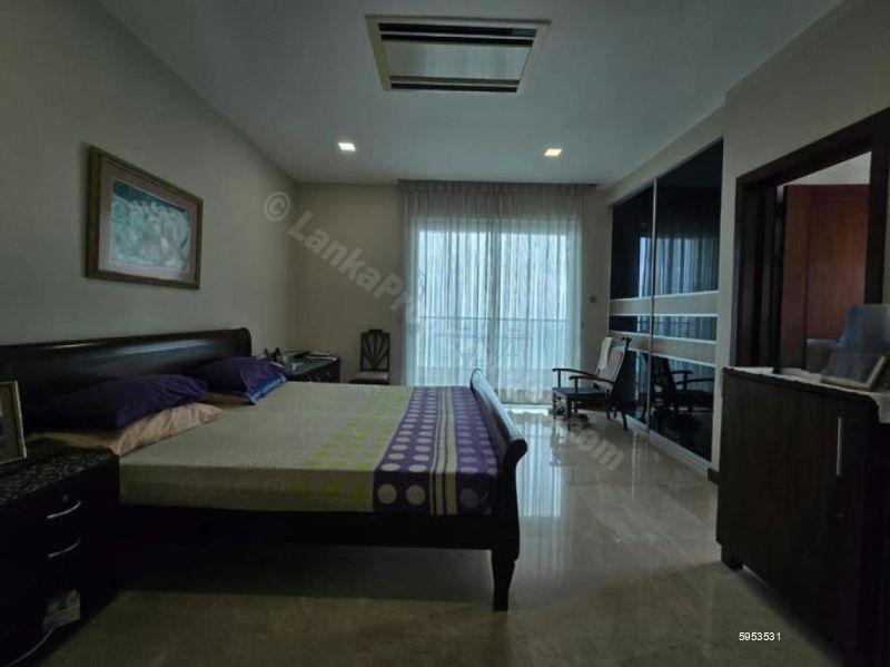 Bedroom - Apartment for sale in Colombo 3