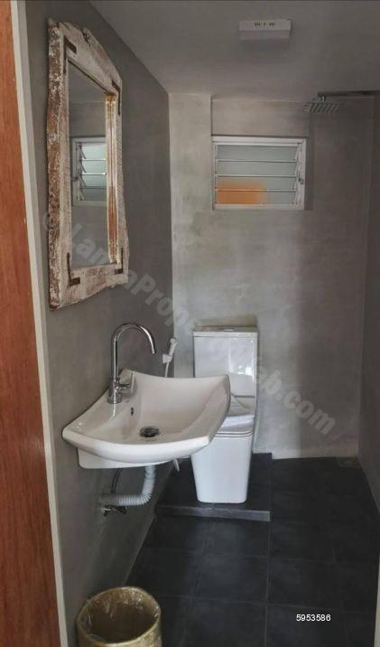 Commercial for sale in Colombo 5