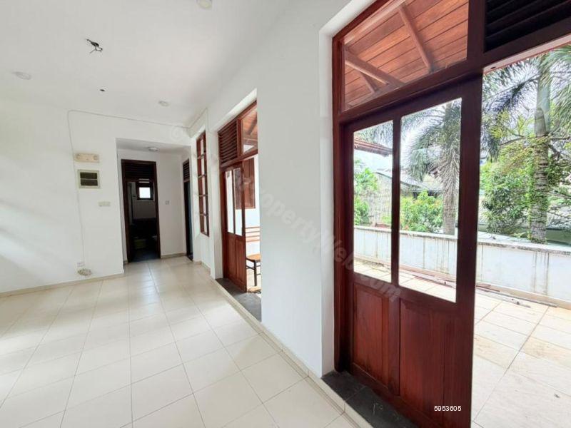 House for rent in Thalawathugoda