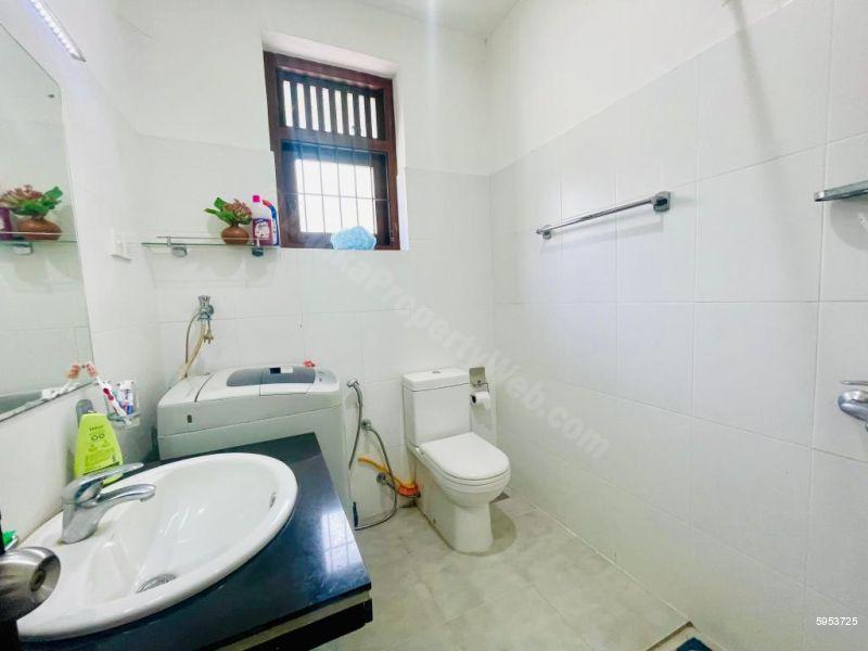 House for sale in Athurugiriya