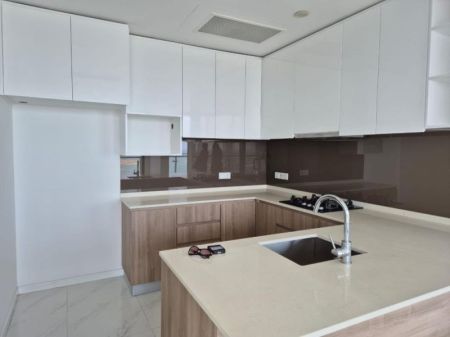 Kitchen - Penthouse for sale at Capitol Twin peaks 