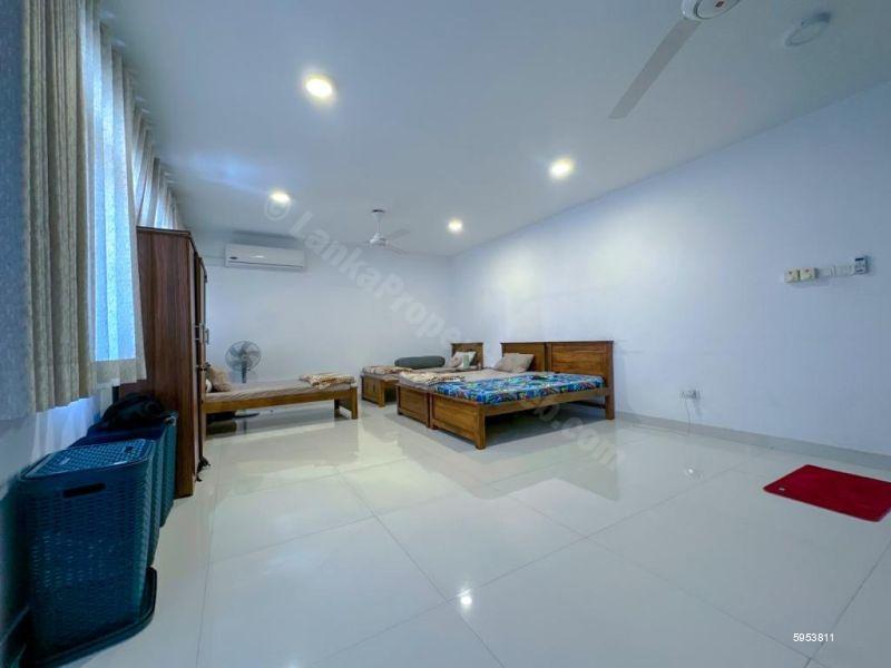 House for sale in Colombo 6