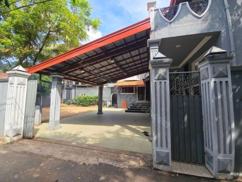 House for sale in Colombo 6