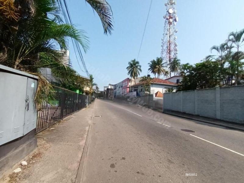 Commercial for sale in Colombo 10