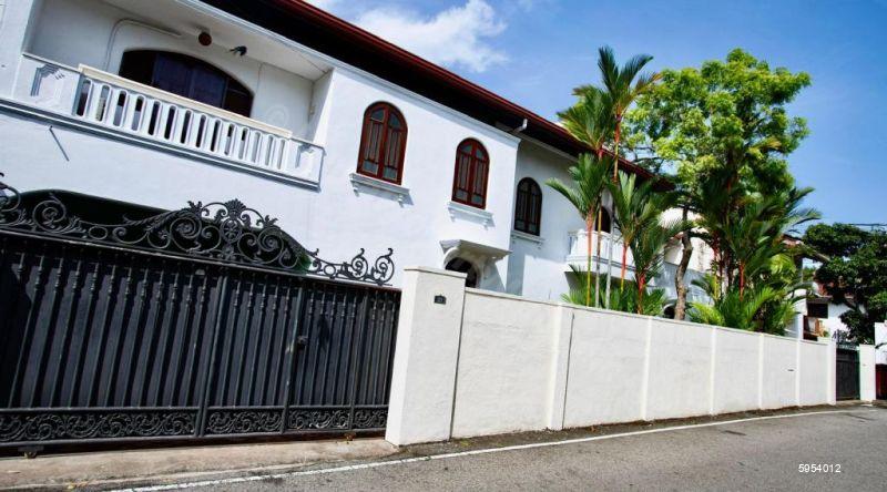 House for sale in Nugegoda