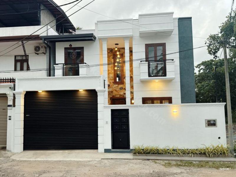 House for sale in Boralesgamuwa