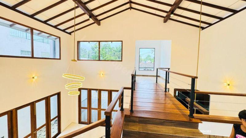 House for sale in Piliyandala