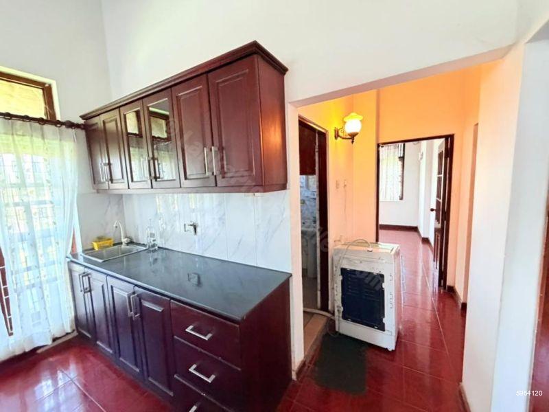 Kitchen - House for sale in Battaramulla