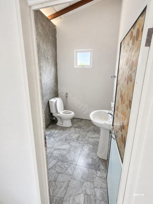 Bathroom - House for rent in Panadura