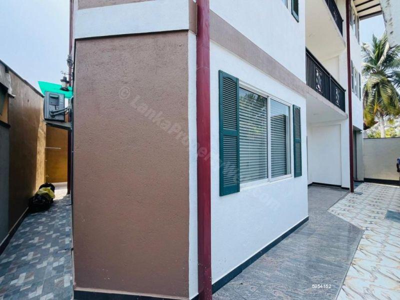 Exterior - House for rent in Piliyandala