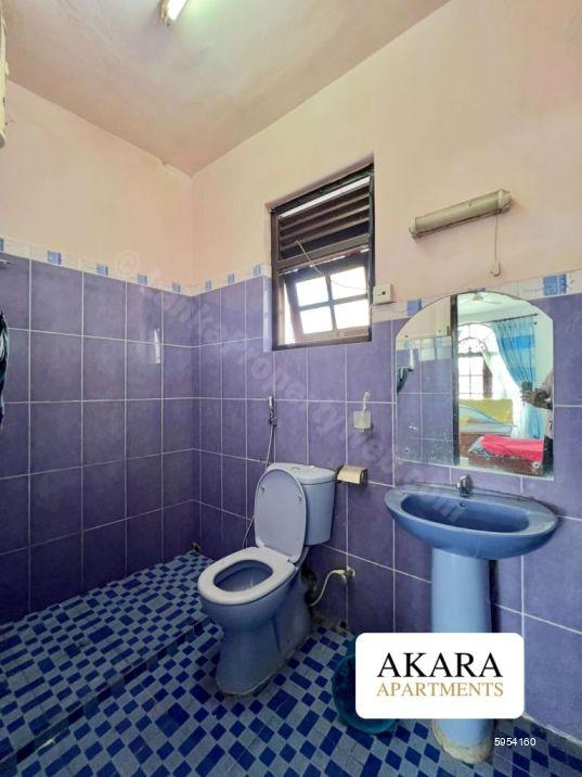 Bathroom - House for sale in Colombo 3
